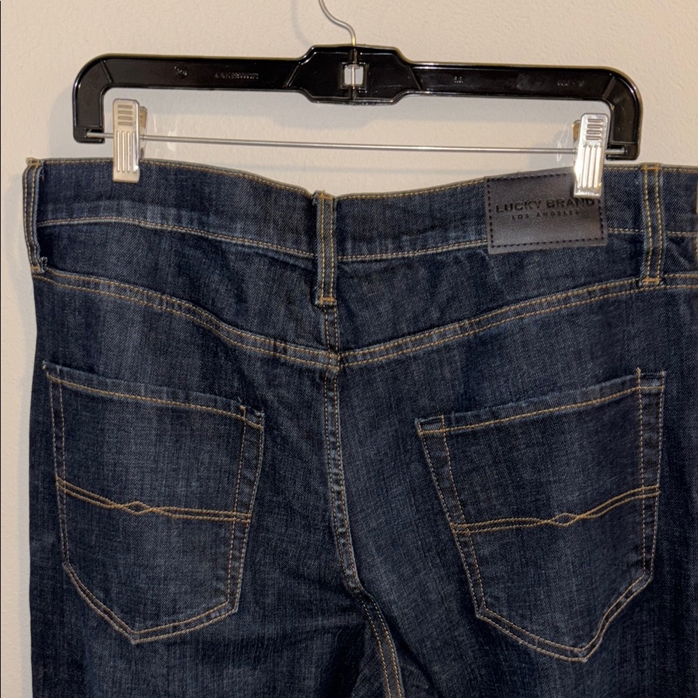 MENS Lucky Brand Blue Straight Leg Denim Jeans style 410